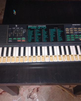 pianola Yamaha 