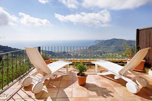 Villa di 256 m² con più di 5 locali e box auto dop