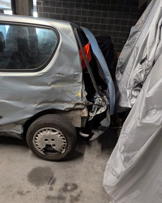 Pezzi fiat 600