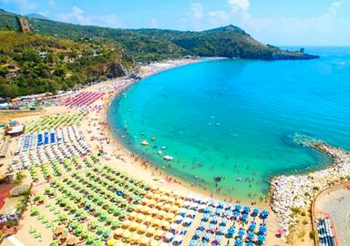 Villin al centro 100mt mare marina di camerota