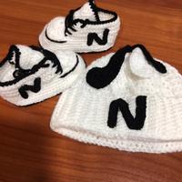 Scarpette e cappellino bimbi