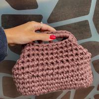 Clutch bag all’uncinetto