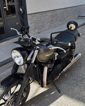 Triumph street twin 900