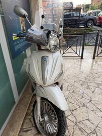 SCOOTER BEVERLY 300 ANNO 2016 _ EURO 4