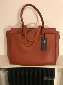 Borsa in pelle  TUM  nuova con etichetta