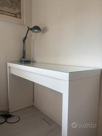 Toeletta ikea MALM con cassetto
