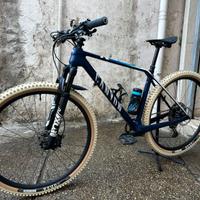 bicicletta MTB Canyon Exceed CF6 tg M