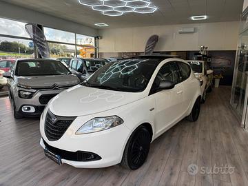 Lancia Ypsilon 1.2 69 CV GPL Tetto Apribile