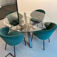 Set tavolo e sedie + tavolino in cristallo