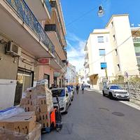 NEGOZIO A CASTELLAMMARE DI STABIA