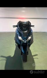 Tmax 560