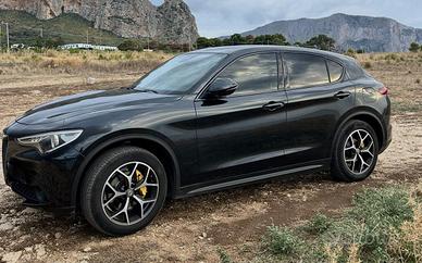 Alfa Romeo Stelvio 210 q4