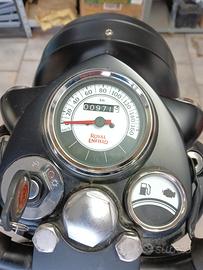 Royal enfield Classic 500 stealth black