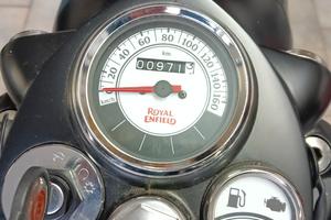 Royal enfield Classic 500 stealth black