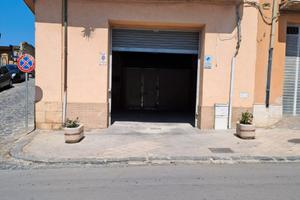 Posto Camper in Garage con Tetto Alto