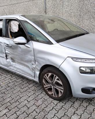 Citroen C4 Picasso 1.6 BlueHDi Euro6 INCIDENTATA