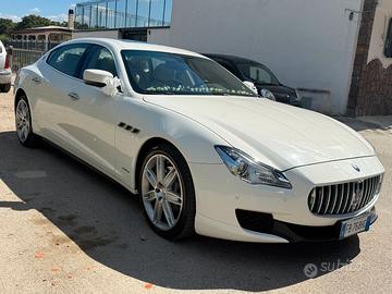 Maserati Quattroporte 250 cv
