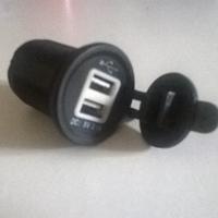Doppia porta usb di ricarica 5V cellulari e altro