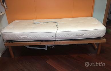 letto a doghe con regolazione elettrica
