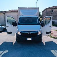 Furgone opel movano