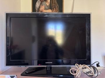 Televisore nero samsung