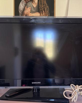 Televisore nero samsung