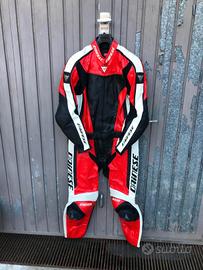 Tuta DAINESE nuova.