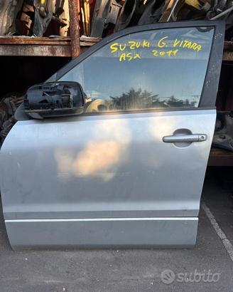 Porte bianco e griglio Suzuki Grand Vitara 06/15