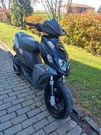 malaguti phantom f12r a liquido