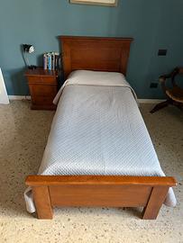 Letto in legno arte povera