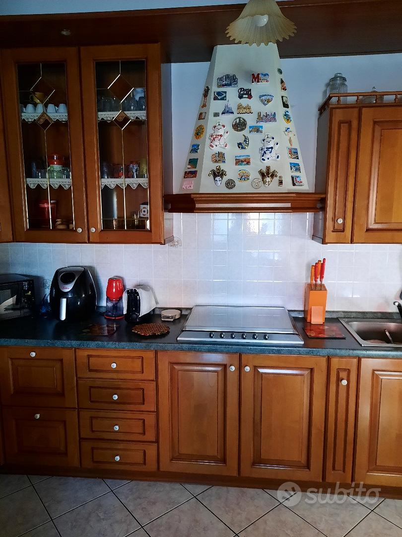 cucina grande - Arredamento e Casalinghi In vendita a Reggio Emilia