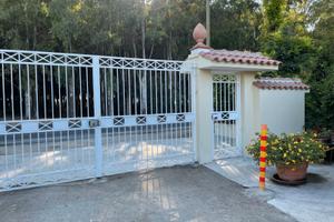 Villette a 200 m. dal mare in parco