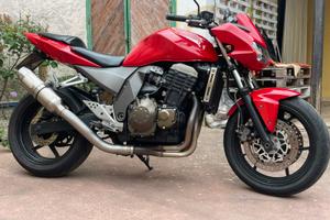 Kawasaki Z750 del 2004