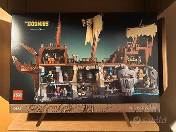 Lego IDEAS The Goonies - Bundle 21363 + GWP 40773