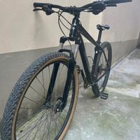 Cannondale Trail MTB 29", taglia M, freni idraulic