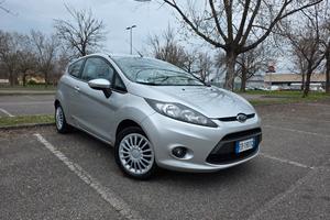 Ford Fiesta 1.2 Benzina 3 porte - OK Neopatentati