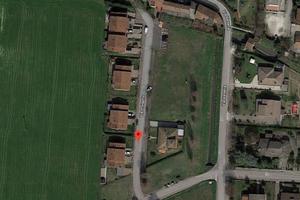 Terreno di 884 m² a Guastalla