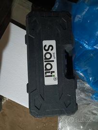 Motosega da potatura a batteria Salati.