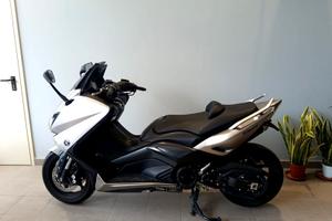 Yamaha T Max 530