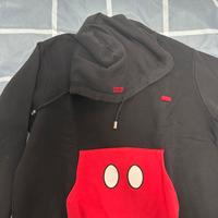 GCDS Felpa con cappuccio nera e rossa