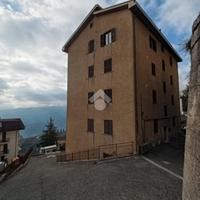 3 LOCALI A BELLEGRA