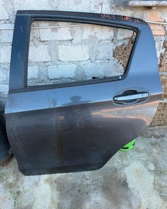 Portiera posteriore toyota yaris 2015 sx