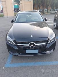 Mercedes C200 station wagon