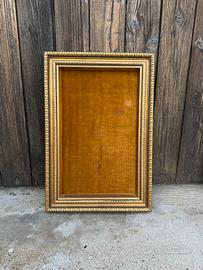 Porzione di arazzo in cornice di legno