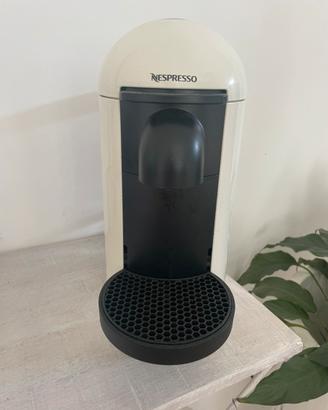 Macchina caffe nespresso vertuo