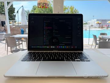 MacBook 2020