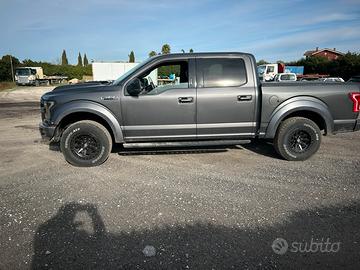 Ford f 150 raptor
