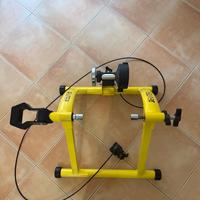 Allenatore a rulli con regolazione a 5 marce