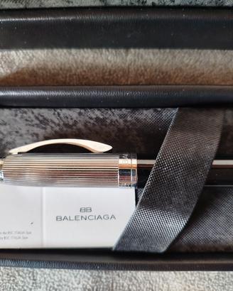 BALENCIAGA PENNA CON CONFEZIONE 