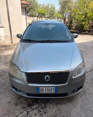 Fiat Croma 1.9 jtd compresa di gancio di traino 